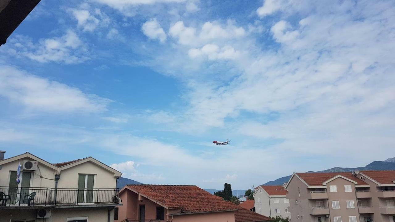 Monika Apartment Tivat Luaran gambar